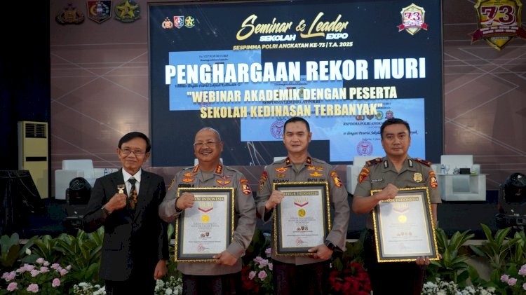 Seminar 'Polisi dan Masyarakat' Sespimma Lemdiklat Polri Angkatan 73 Raih Rekor MURI