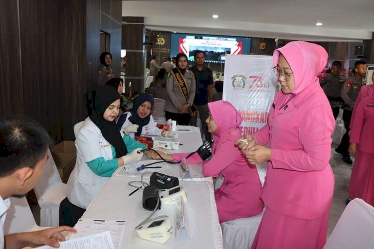 Polda Aceh Gelar Donor Darah pada Puncak Bakti Kesehatan Serentak Hari Bhayangkara ke-79