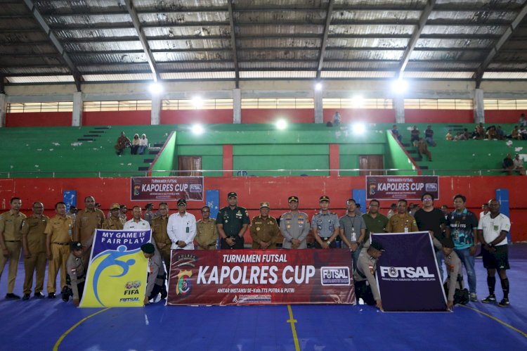 Gelar  Pertandingan Futsal Kamtibmas Polres TTS, Kapolres TTS Tekankan Sinergitas dan Sportivitas