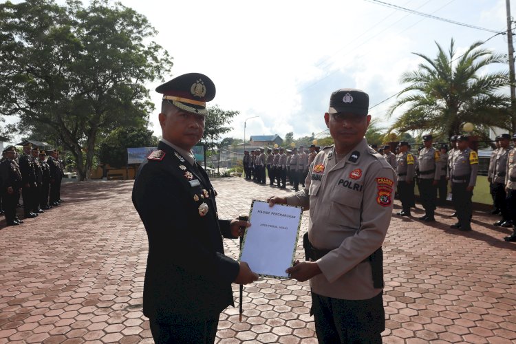 Berprestasi, Anggota Polres TTS Dapat Penghargaan dari Kapolda NTT
