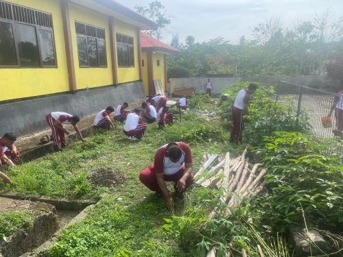 Bersih Itu Indah, Polres TTS Laksanakan Kurvey  Di Asrama  Polres TTS