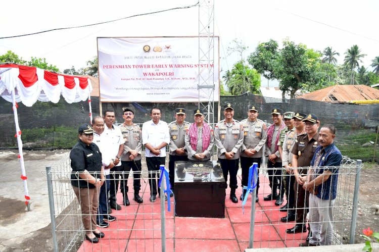 Wakapolri Resmikan Sistem Peringatan Dini Gunung Lewotobi Laki-Laki di Flores Timur