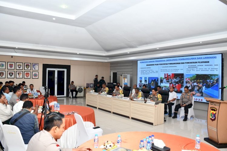 Konferensi Pers Akhir Tahun 2025, Polda NTT Paparkan Capaian Kinerja dan Tegaskan Komitmen Polri untuk Masyarakat