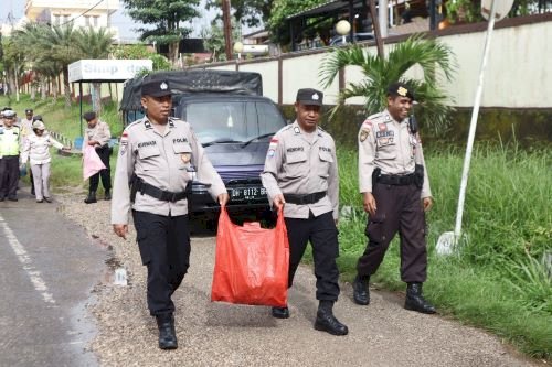 Polres TTS Gelar Aksi Bersih-bersih, Dukung Gerakan Indonesia ASRI
