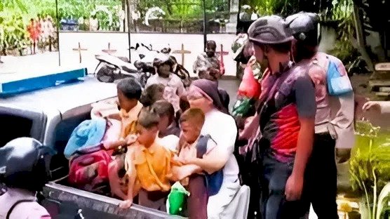 Sinergi TNI-Polri Bergerak Cepat Amankan Konflik Warga di Adonara, Keselamatan Anak-Anak Menjadi Prioritas