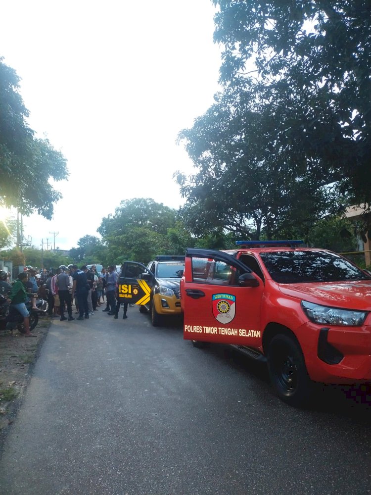 Tim Identifikasi Polres TTS Saat Berada Di Lokasi Kejadian