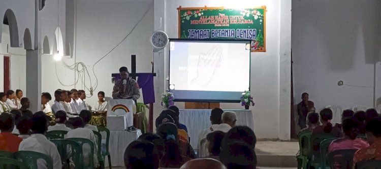 Melalui Mimbar Gereja, Kapolsek Kuanfatu Ajak Pemuda Jadi Pelopor Kamtibmas