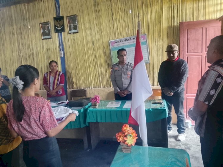 Kanit Binmas Polsek Kolbano Monitoring Pelaksanaan Ujian di SD Negeri Nununamat, Ajak Sinergi Jaga Kamtibmas di Lingkungan Sekolah