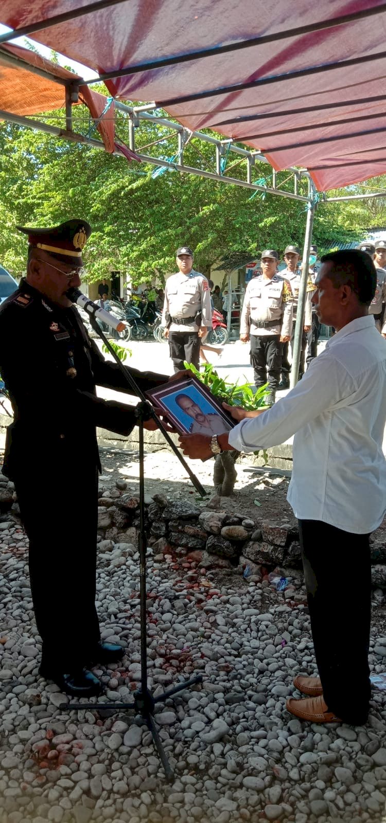 Polres TTS Laksanakan Pemakaman Kedinasan Bagi Purnawirawan AIPDA Joseph Longa