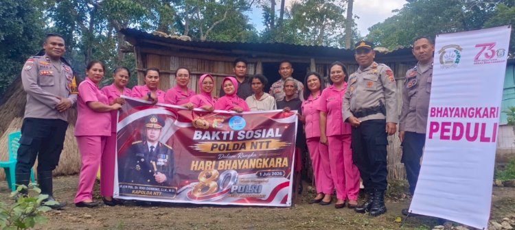 Sambut Hari Bhayangkara Ke-80, Polsek Amanuban Tengah Salurkan Bansos ke Warga Desa Nobi-nobi