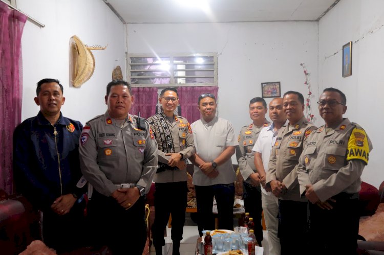Sinergi Polri dan Tokoh Agama: Kapolres TTS dan Ketua Klasis Amanuban Selatan Pastikan Situasi Desa Bena dan Oebelo Kondusif.