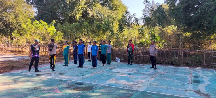 Sinergi TNI-Polri Gembleng Mental dan Fisik 11 Anggota Paskibra SMAN Pollo Sambut HUT RI ke-81
