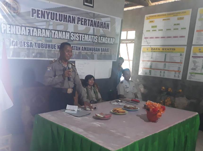 Sat Binmas Polres TTS  Dampingi petugas BPN Sosialisasi Pertanahan